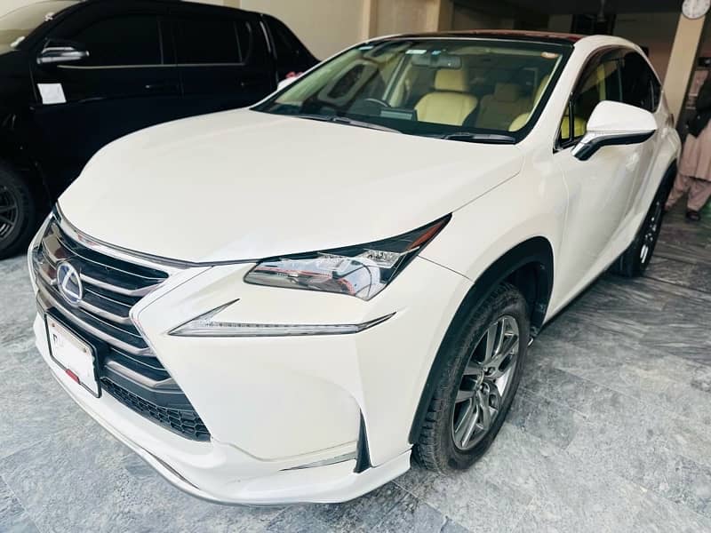 Lexus NX-300-H Full option  2015 1