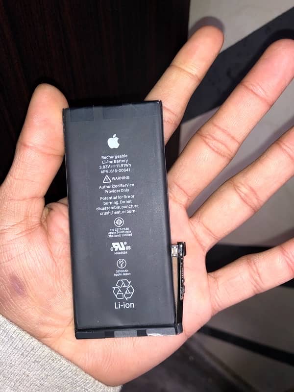 iPhone 11 original battery for sale ( ‪+92 370 4678376‬ ) 0