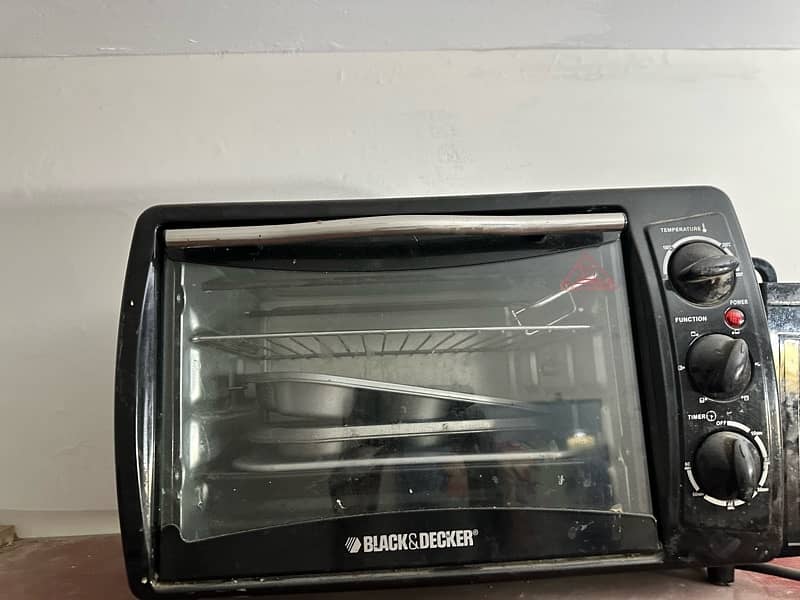 Black & Decker Oven Toaster TRO2000 1