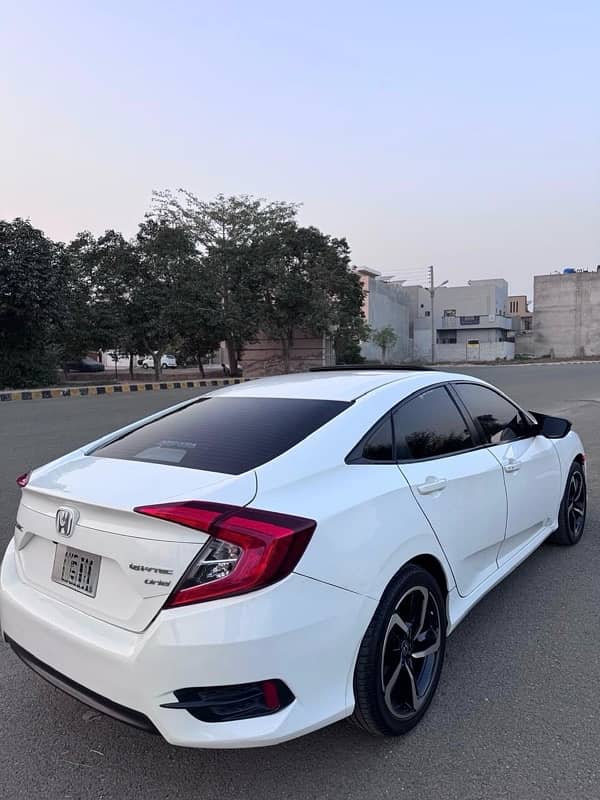 Honda Civic VTi Oriel Prosmatec 2018 1