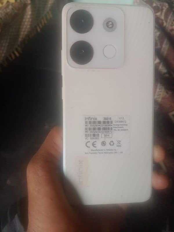 Infinix smart 7 with box charger in warranty 2