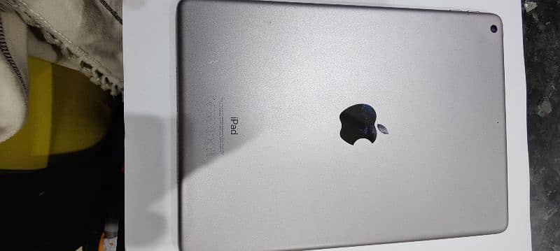 ipad 5th generation 128gb 2