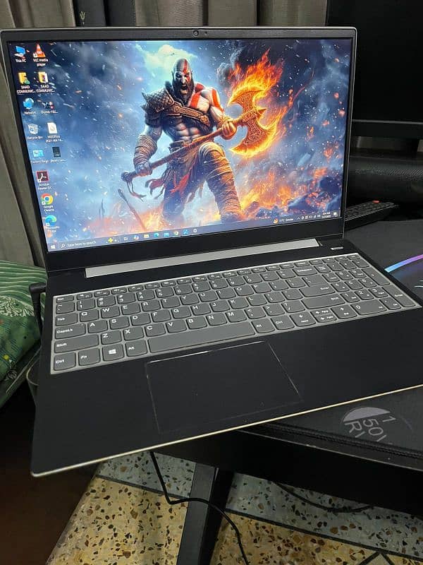 Lenovo ideapad core i5 10gen 5