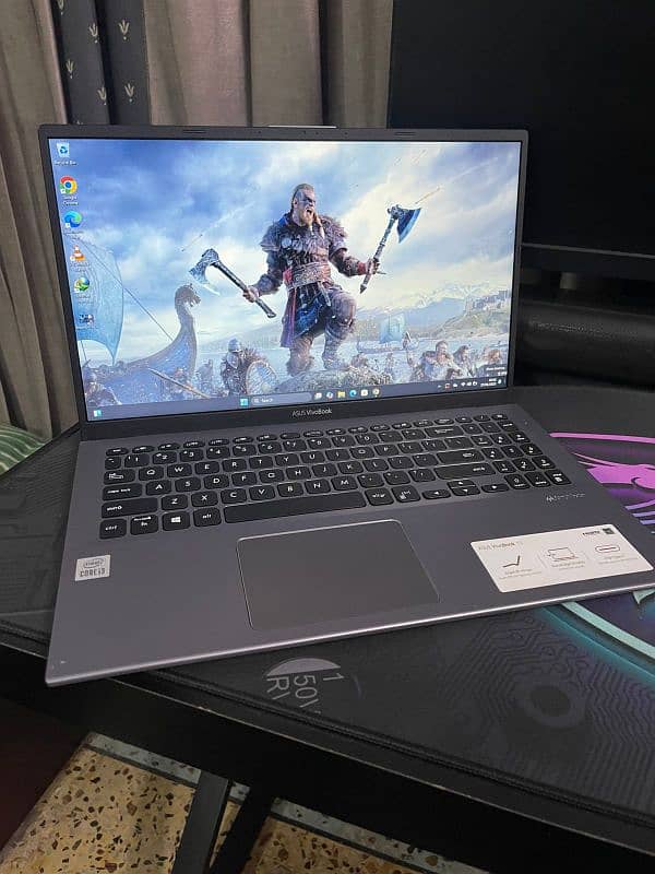 Asus vivobook 4