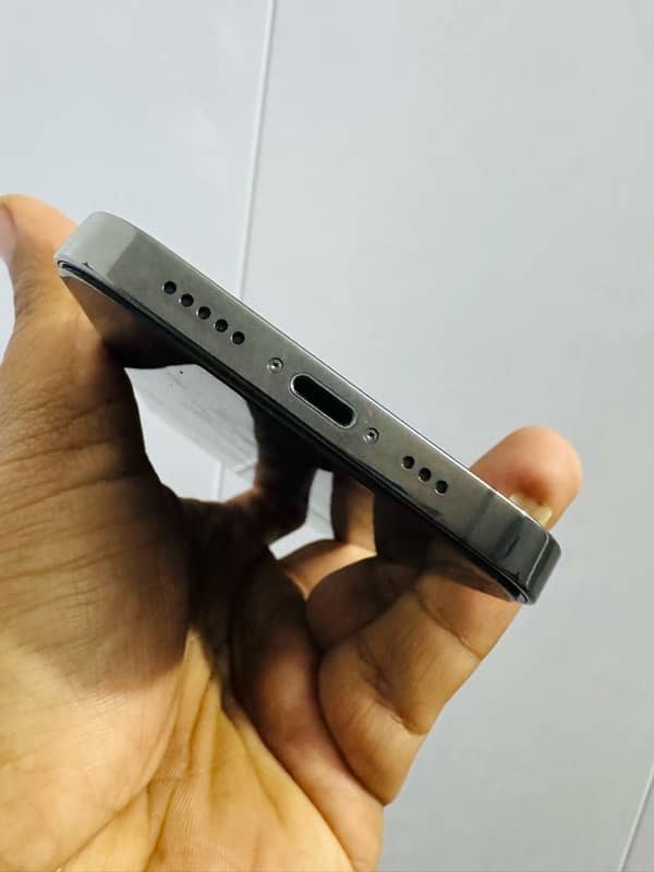 iPhone 12 Pro 256 GB PTA APPROVED 4