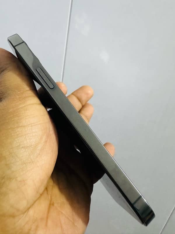 iPhone 12 Pro 256 GB PTA APPROVED 5