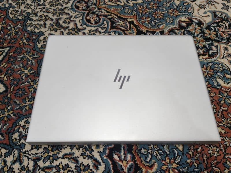 HP elite book 840 G5 1