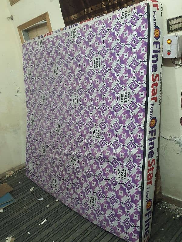 6 Inch KingSize Foam Mattress ( Good Condition ) 0