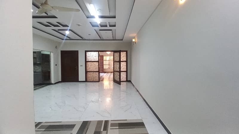 10 Marla Upper Portion Available In Architects Society Near By UCP University And Shoukat Khanam 5