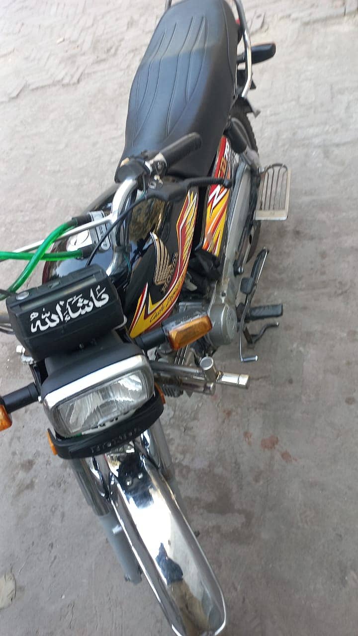 Honda CD 70 2019 5