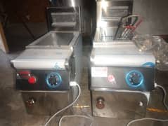 2 Electrical Deep Fryers