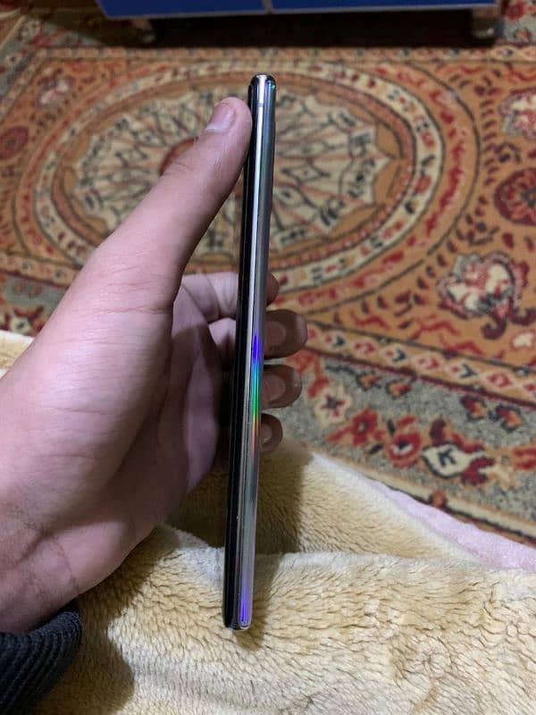 SAMSUNG note 10 plus 3