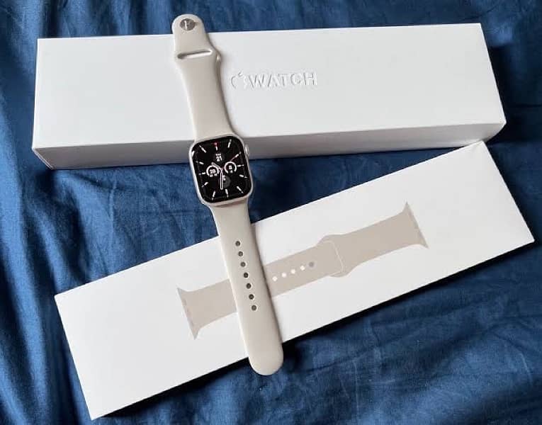 apple watch series 7 special starlight clour 45Mm 4