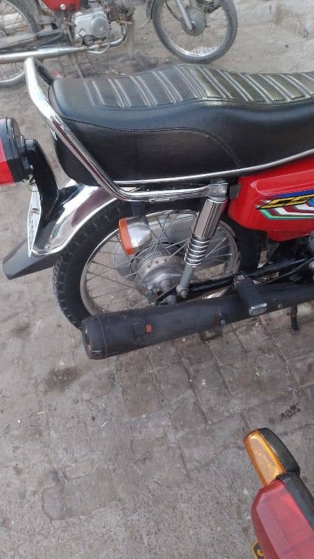 Honda bike motorcycle 125 2022 model 4