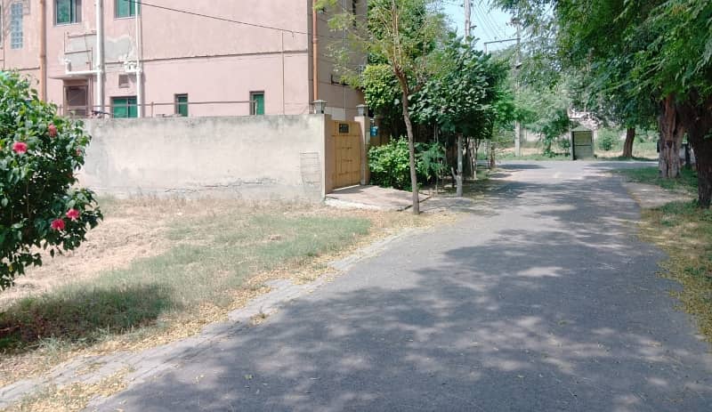 20 Marla Plot For Sale In Abdalian Prime Location 0