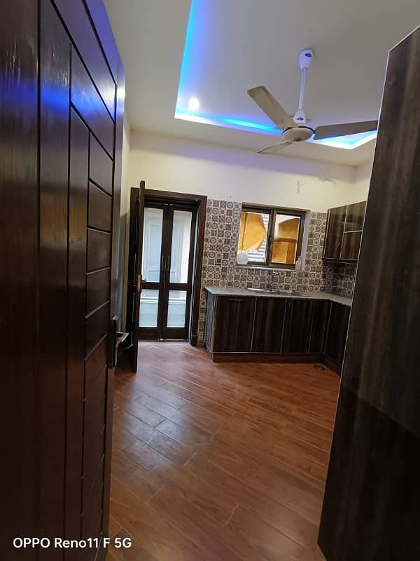 Rawalpindi Bahria Town Phase8 Overseas6 10 Marla Beautiful Upper Portion For Rent 4