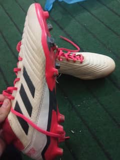 adidas CM7667