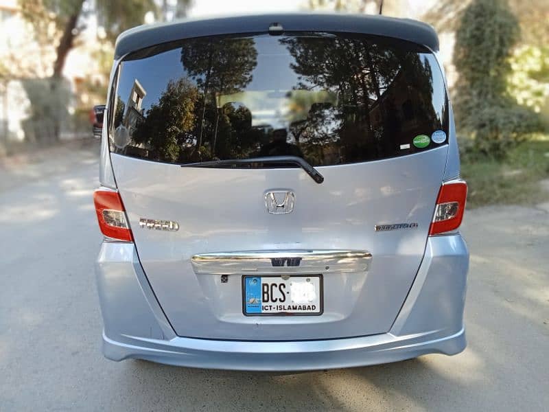 Honda Freed 2014 6