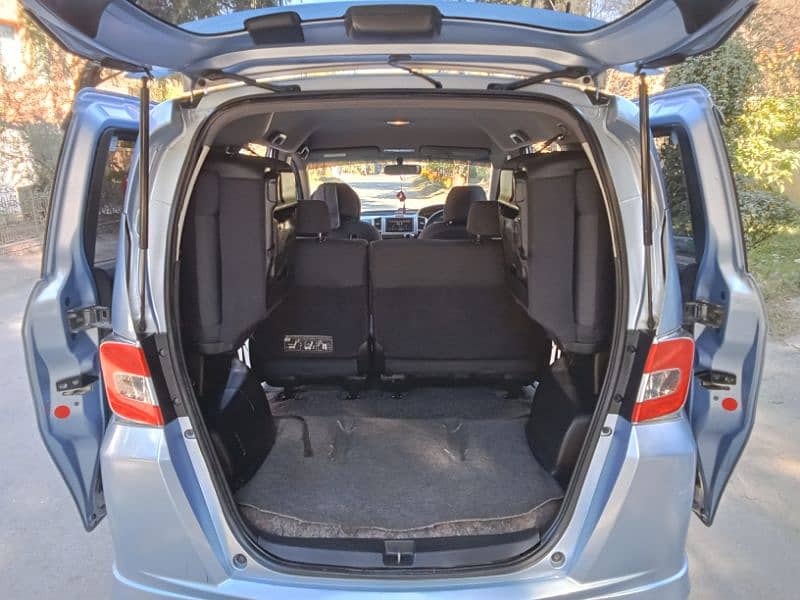 Honda Freed 2014 11