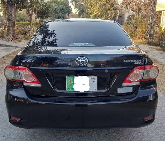 Toyota Corolla XLI 2013 3