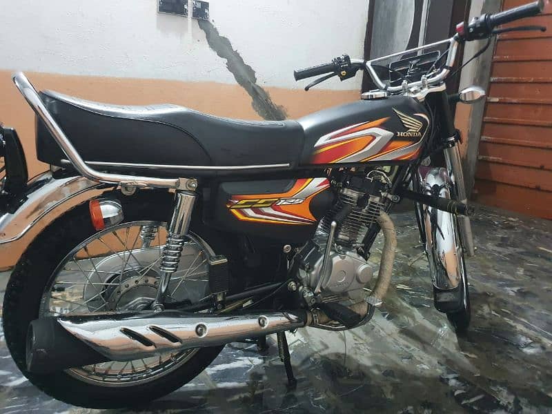 Honda 125 2022 5