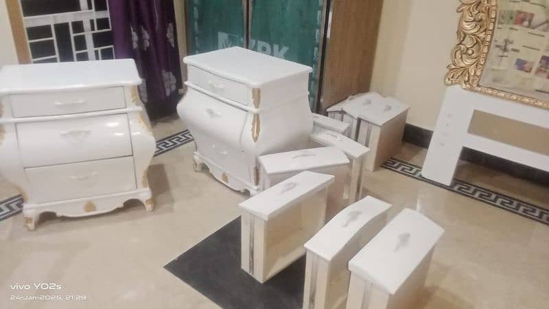 pure wooden bed set for sale 3