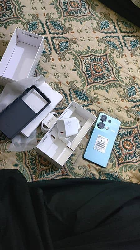 Redmi Note 13 pro 12 GB / 512 GB Same  like a new phone only Box open 2