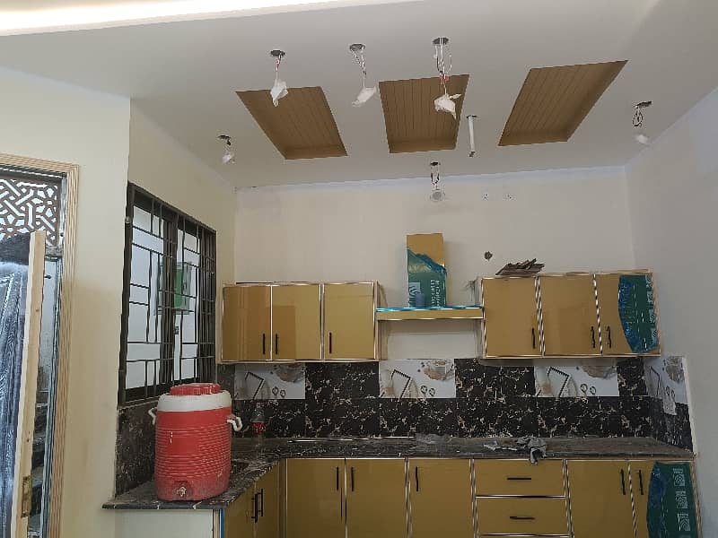 HABIB HOMES NEAR MODEL TOWN LINK ROAD 5 MARLA SPANISH DOUBLE STORY HOUSE FOR RENT 5BED 6BATH,DOUBLE SPANISH KITCHEN,2DEAWING,2DINING,STORE,1CAR PORCH,FIRST ENTRY,READY TO MOVE 5