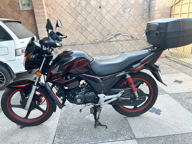 HONDA CB 150F 5