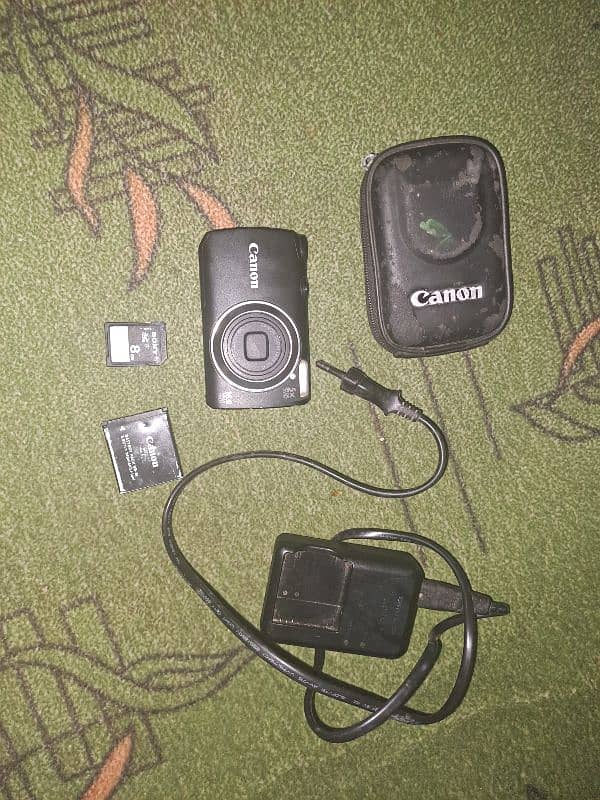 canon camer  made in malasiya 0