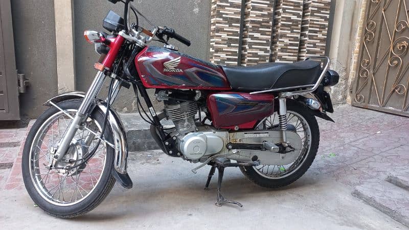 Honda CG 125 ( Model 2022) Total Genuine 1