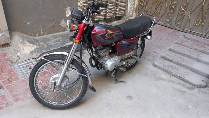 Honda CG 125 ( Model 2022) Total Genuine 5