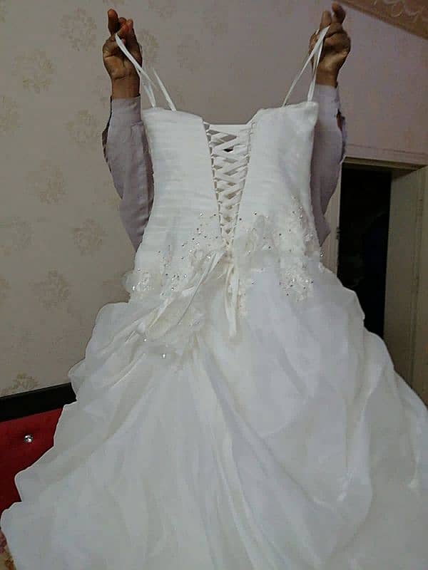 Arabic white gawn for bride 2