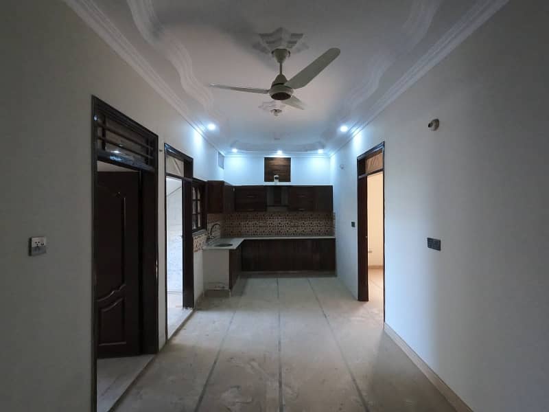 Prime Location House Of 120 Square Yards Is Available For rent 19