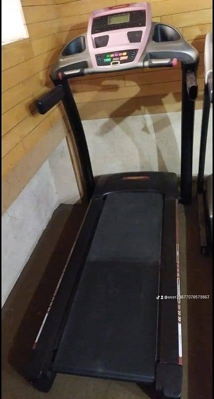 exercise equipment is available in good condition 5