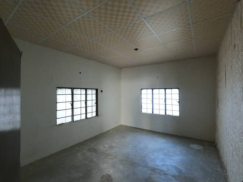 Aesthetic Prime Location House Of 256 Square Yards For sale Is Available 25