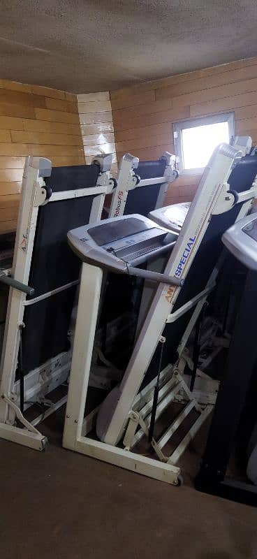 exercise equipment is available in good condition 18