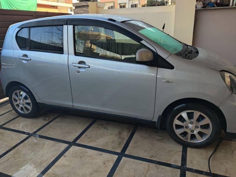 Daihatsu Mira ES eco Idole 2015 5