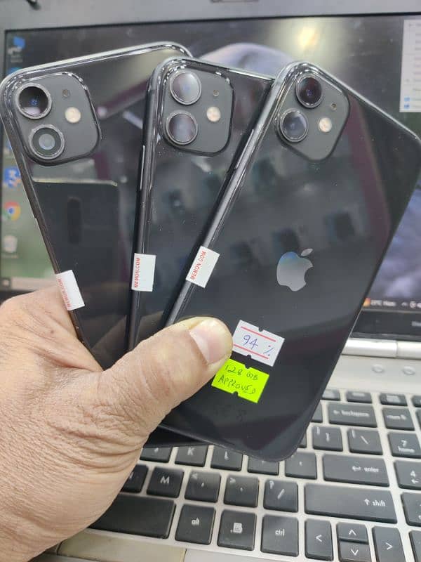 IPHONE 11 (PTA APPROVED) 128GB READY STOCK 2