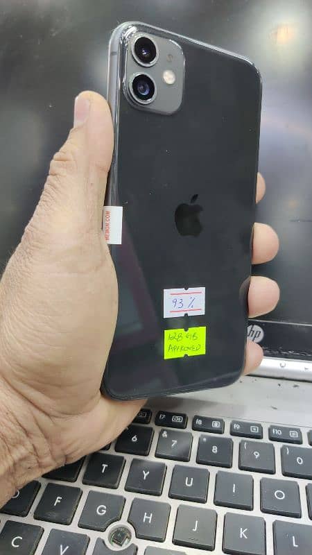 IPHONE 11 (PTA APPROVED) 128GB READY STOCK 3