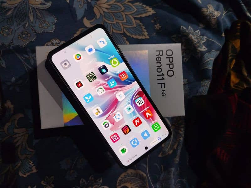 Oppo Reno 11f 8/256 7