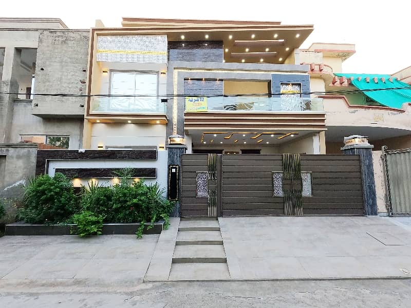 12 Marla House Available In Johar Town Phase 2 - Block H3 For Sale 1