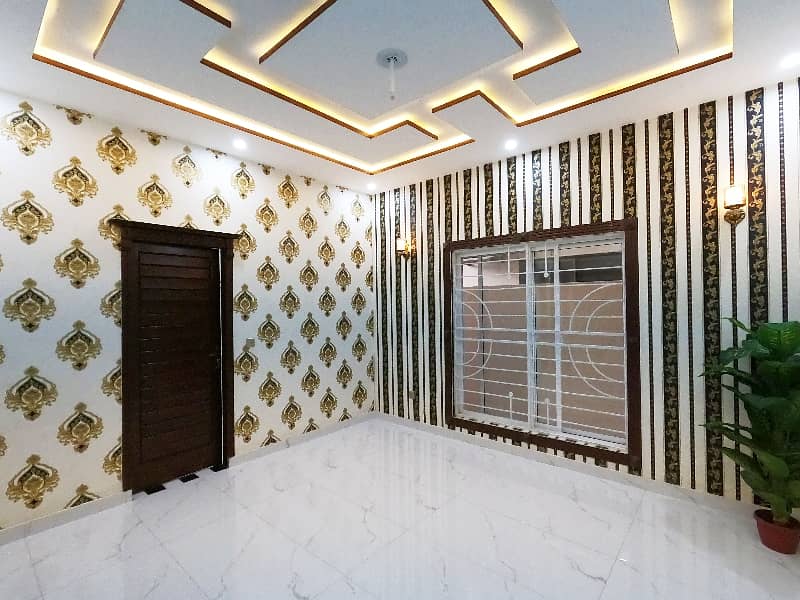 12 Marla House Available In Johar Town Phase 2 - Block H3 For Sale 16