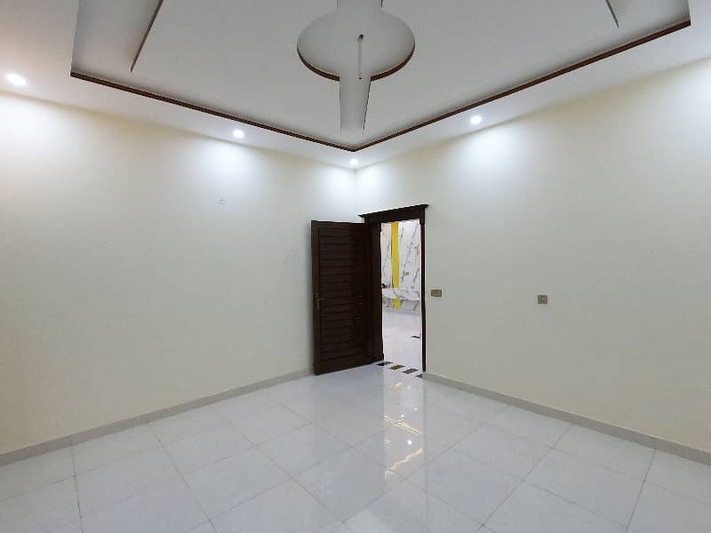 12 Marla House Available In Johar Town Phase 2 - Block H3 For Sale 33