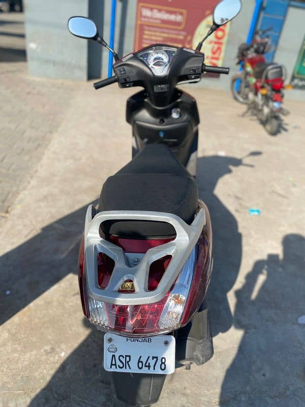 scooty petrol lush condition 2