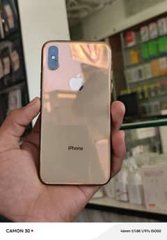 iPhone XS 64GB non PTA original battery health 77