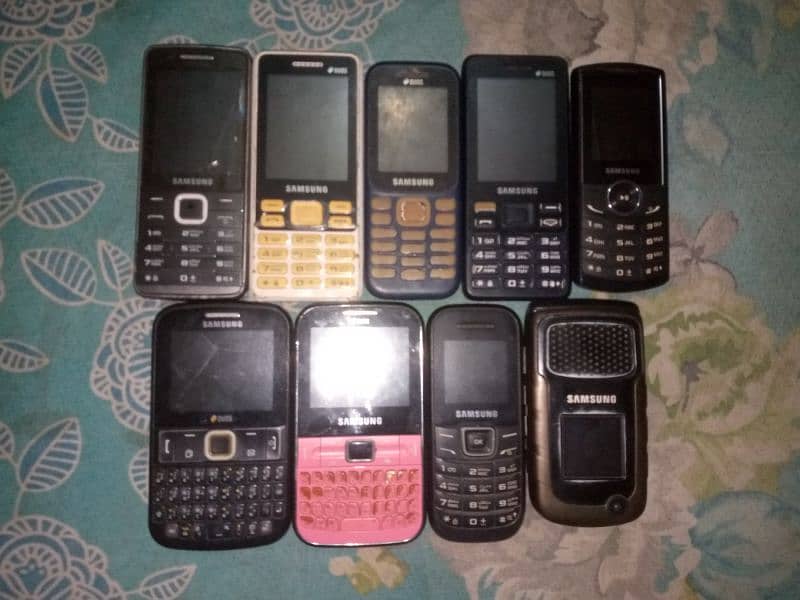 collection of nokia sony Ericsson Samsung and blackberry all ok phones 3