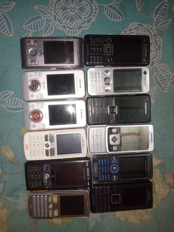 collection of nokia sony Ericsson Samsung and blackberry all ok phones 1