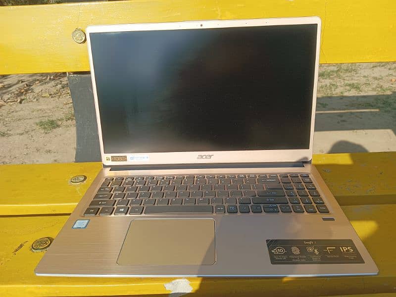 acer Swift 3 SF315-52 series 0