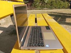 acer Swift 3 SF315-52, i5 8th gen, 256 NVMe, 500 GB HDD, 8 GB RAM